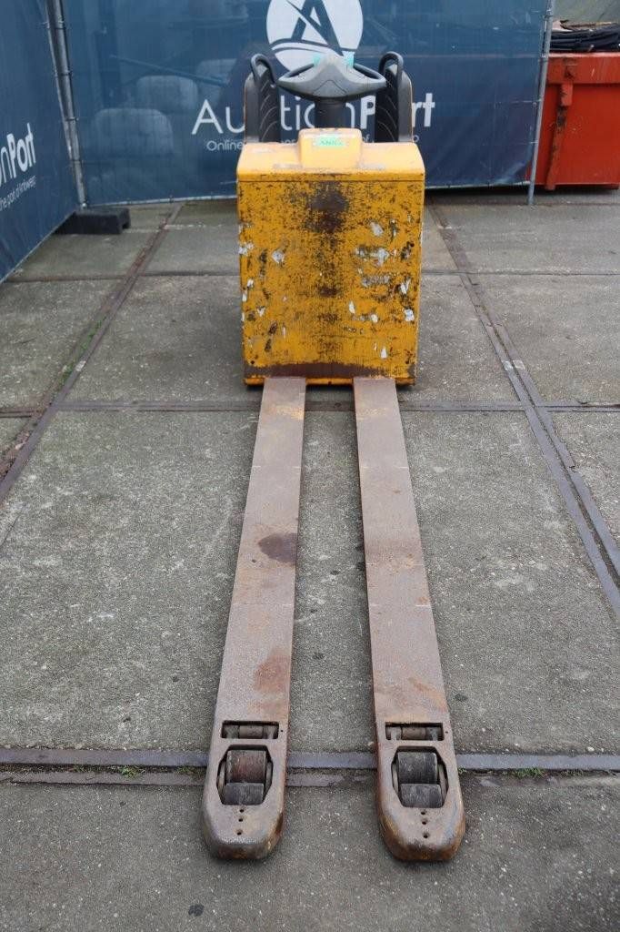 Pallet truck Jungheinrich ERE 225 Electric 2500kg 2016