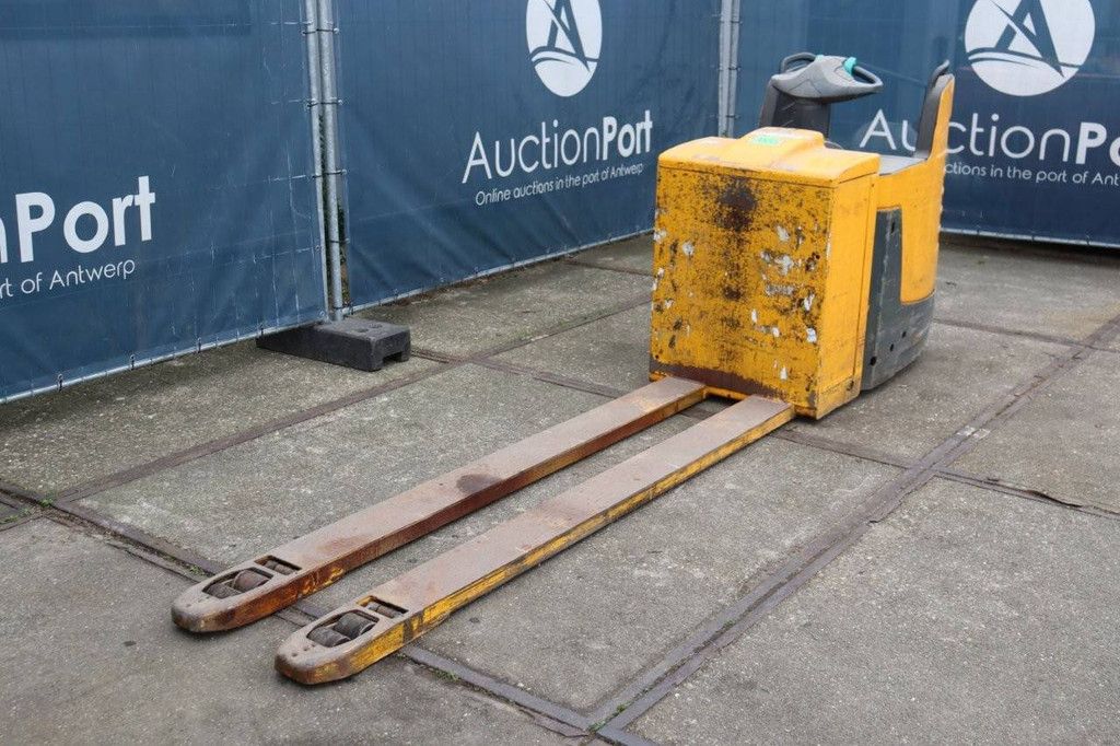 Pallet truck Jungheinrich ERE 225 Electric 2500kg 2016