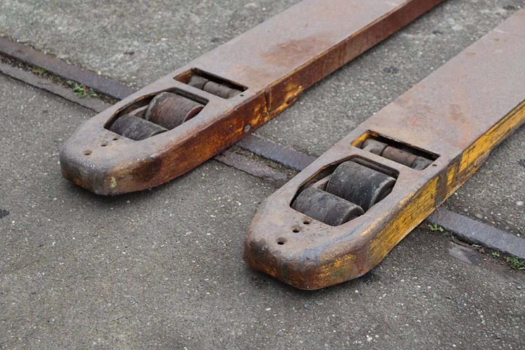 Pallet truck Jungheinrich ERE 225 Electric 2500kg 2016