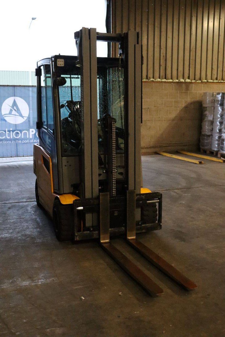 Heftruck Jungheinrich EFG 320 Elektrisch 2000kg 2018