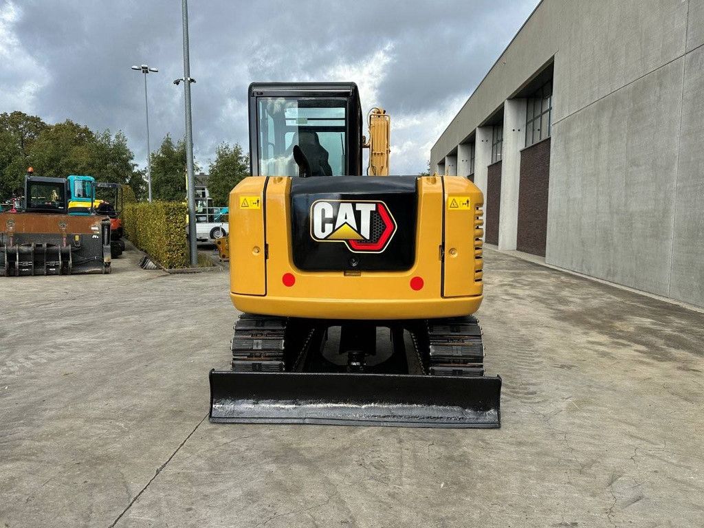 Midi excavator Caterpillar 305.5E2 Diesel 2017