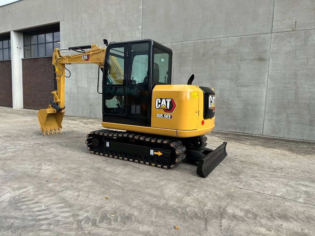 Midi excavator Caterpillar 305.5E2 Diesel 2017