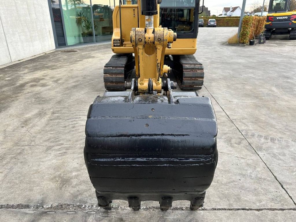 Midi-Bagger Caterpillar 306 Diesel 2011