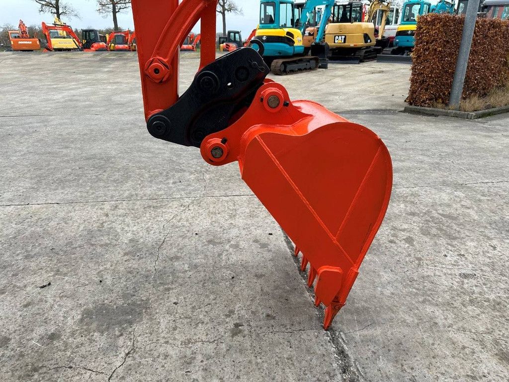 Midi-Bagger Kubota KX155-3SZ Diesel 2012