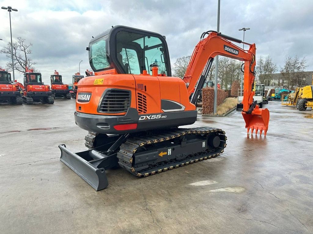 Doosan DX55-9C Diesel-Midi-Bagger 2018