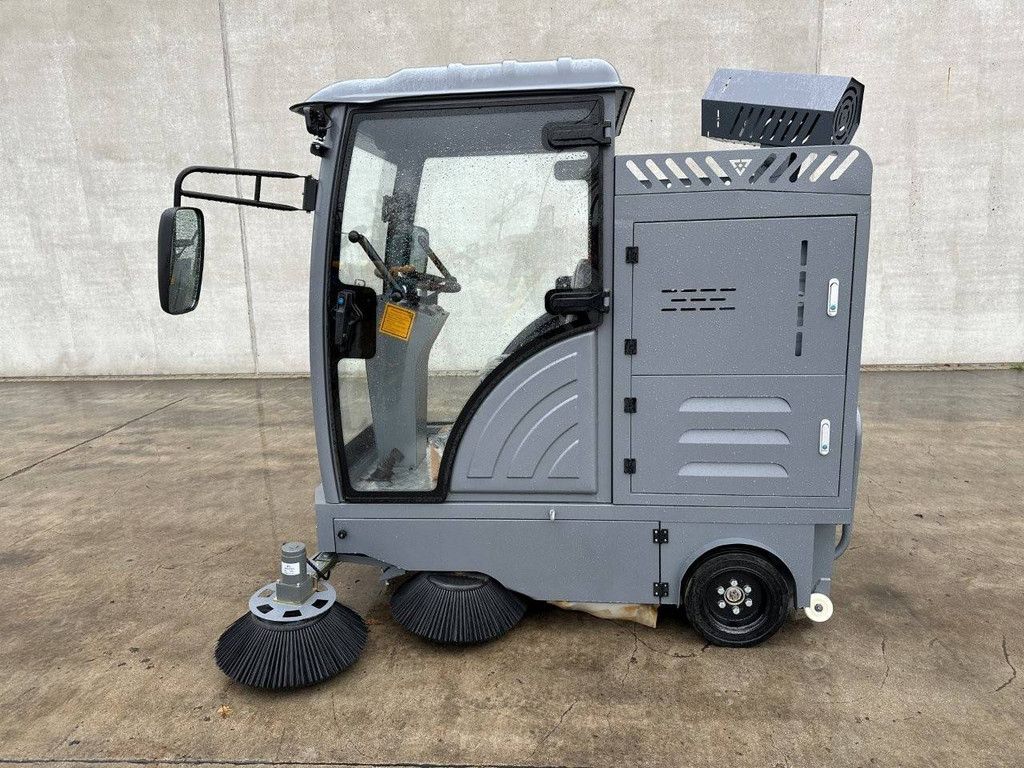 Sweeper OKG DY2000 Electric 2025 New