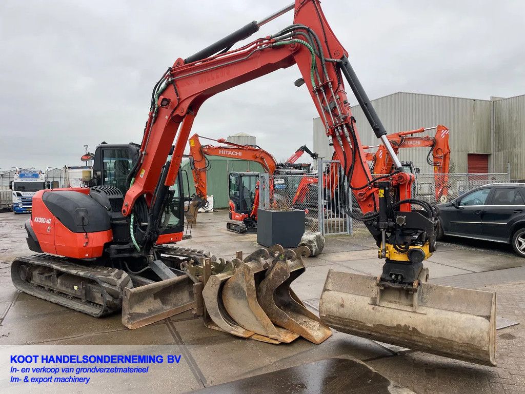 Kubota KX 080-4 Engcon-5 Buckets!-Grease system