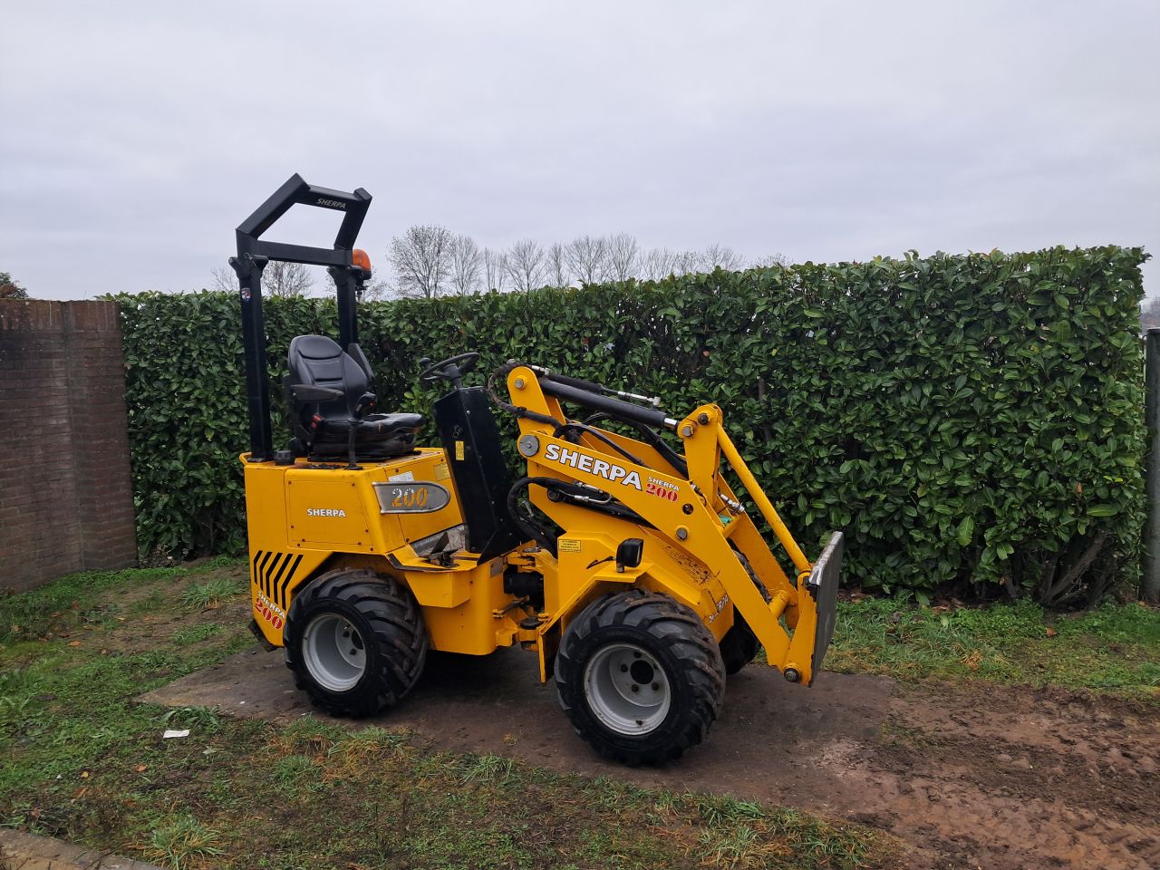 Sherpa 200 / Mini shovel / Loader / Kubota / Kniklader / Knikmop