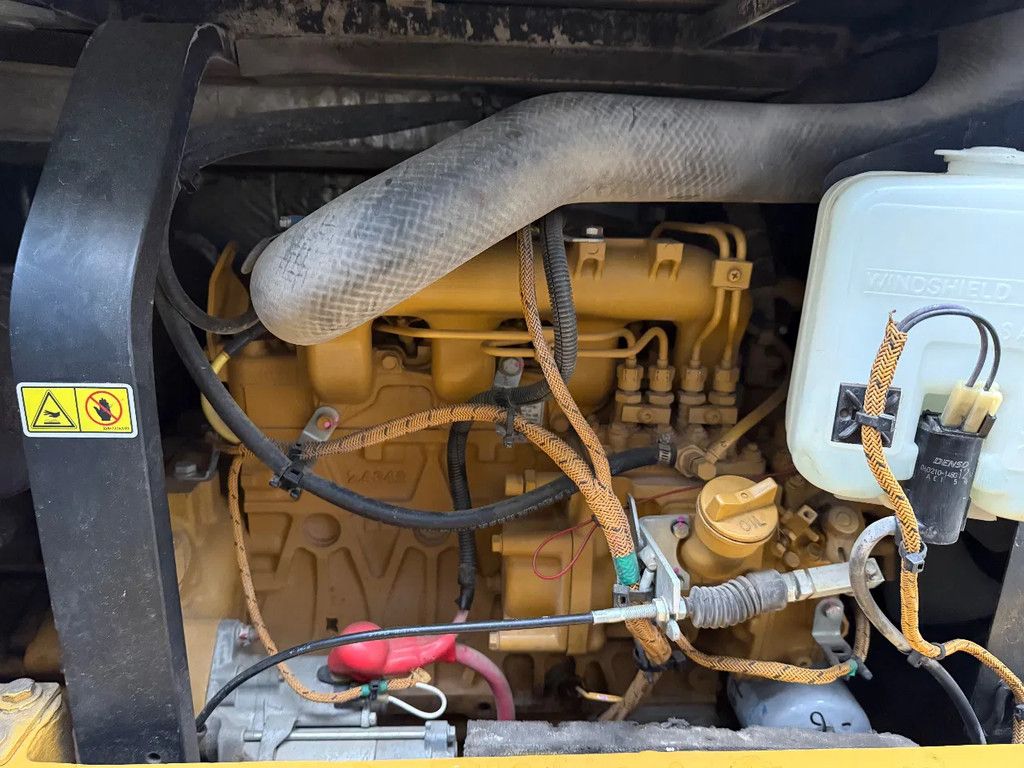 Caterpillar 305.5E One Bucket