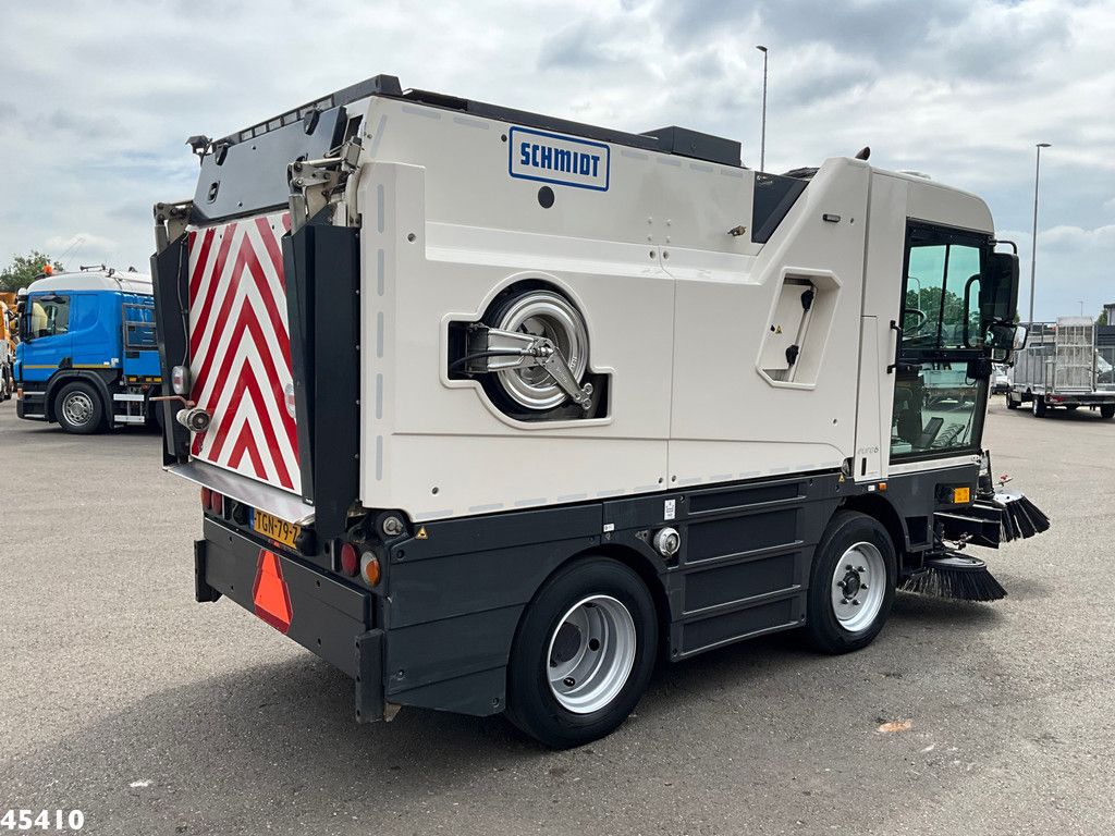 Schmidt Cleango 500 Compact Euro 6 with 3-rd brush