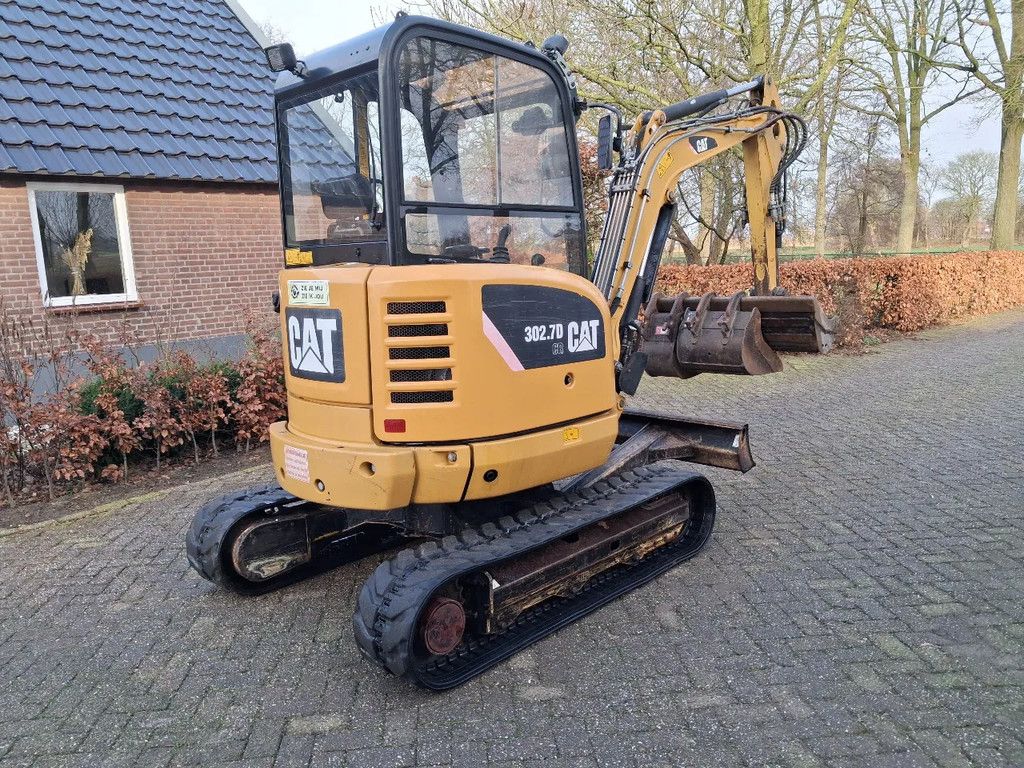 Caterpillar 302.7D minigraver 3bakjes