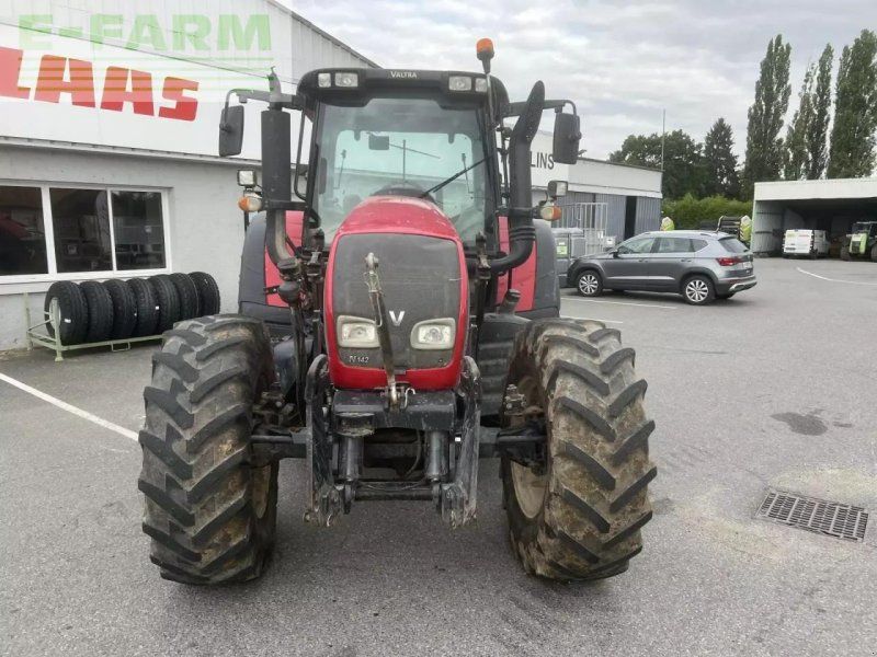 Valtra n 142