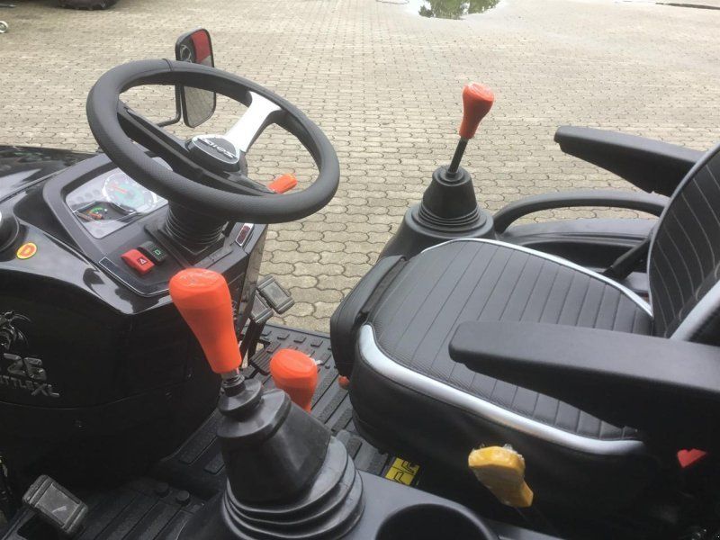 Solis 26 9+9 Panther