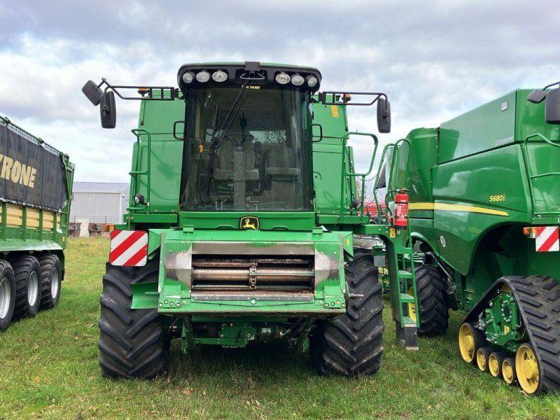 John Deere C 670