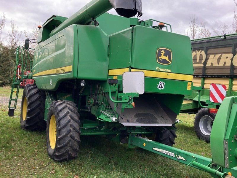 John Deere C 670
