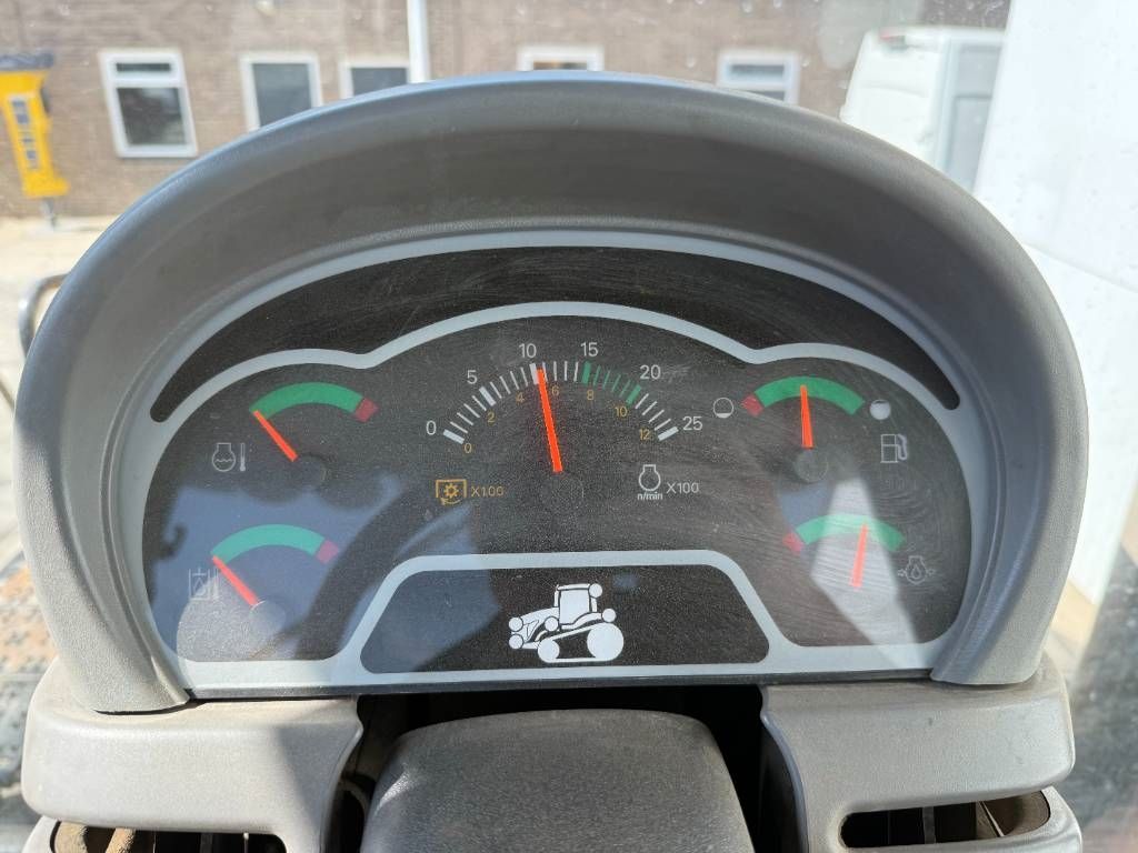 CAT Challenger MT865B - German Machine / Front Blade