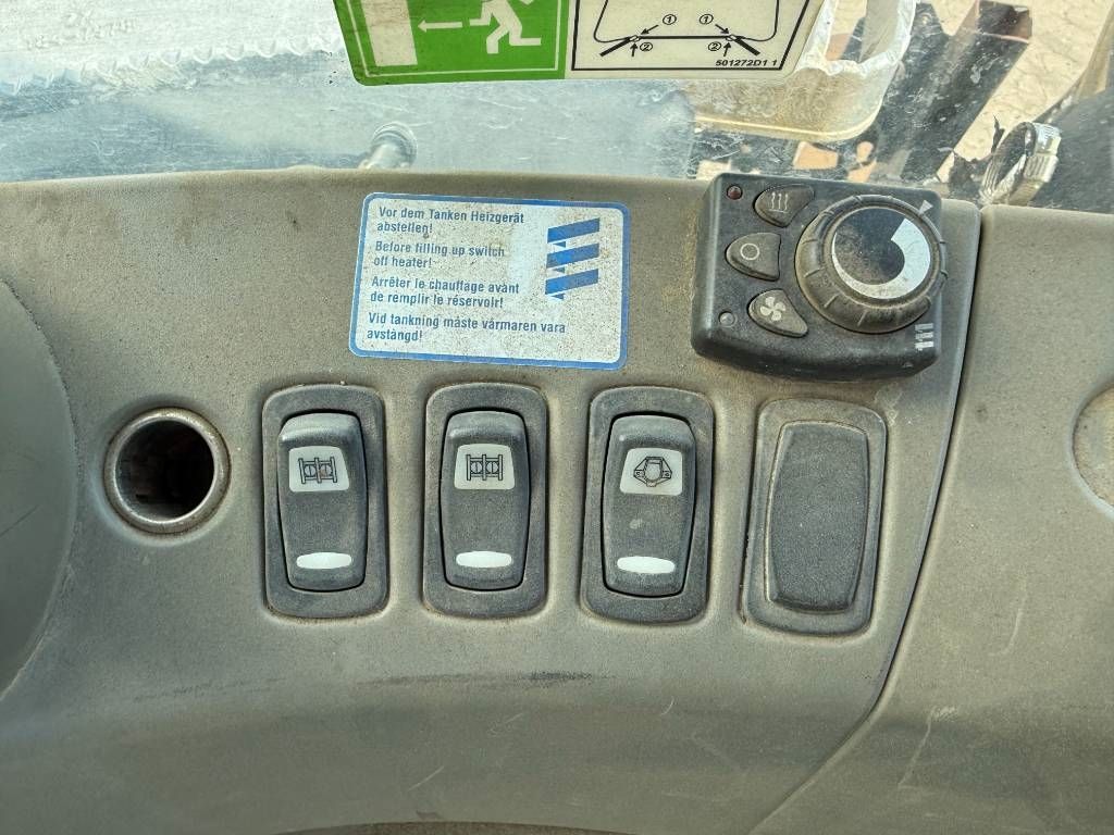 CAT Challenger MT865B - German Machine / Front Blade