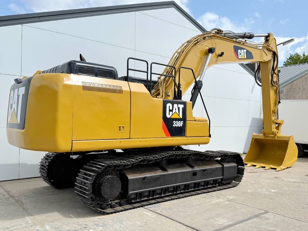 CAT 336FLN - Automatic Greasing / Backup Camera