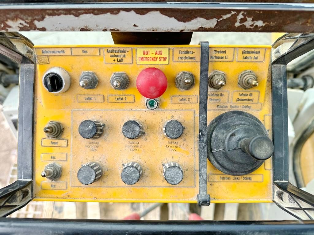 Liebherr R934 HDS Litronic - Wimmer Jura Luna 3.322 Drill