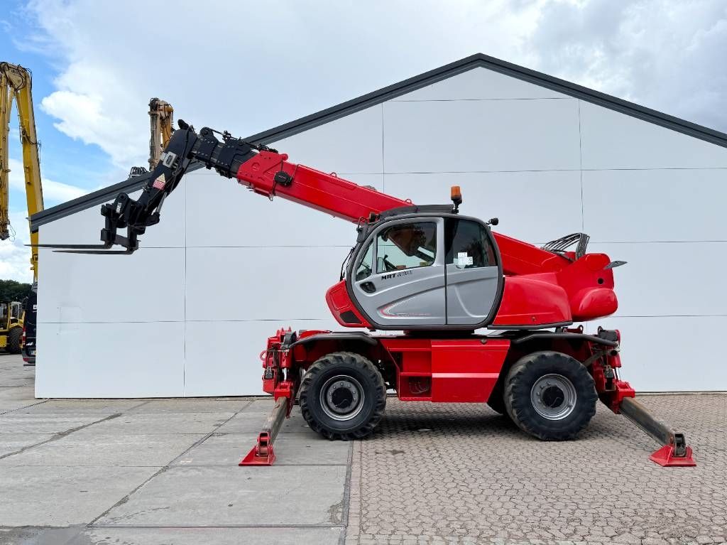 Manitou MRT2150+ Privilege - Remote Control / 4x4x4 / AC