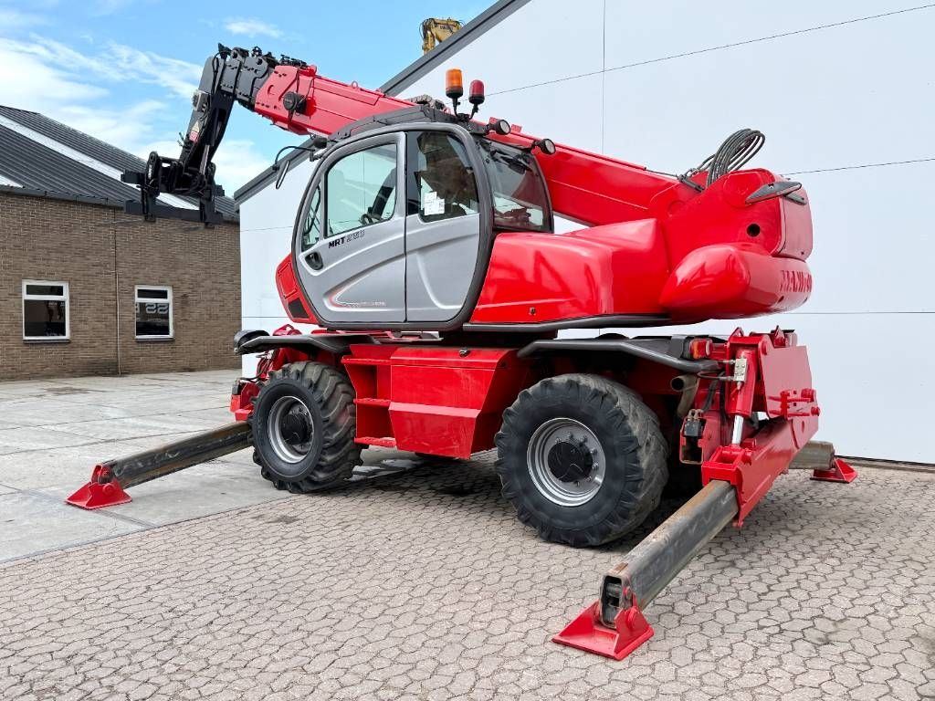 Manitou MRT2150+ Privilege - Remote Control / 4x4x4 / AC