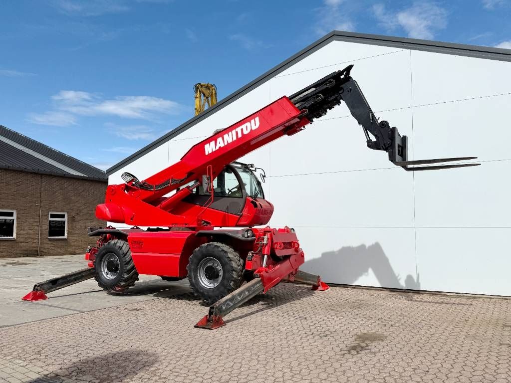Manitou MRT2150+ Privilege - Remote Control / 4x4x4 / AC