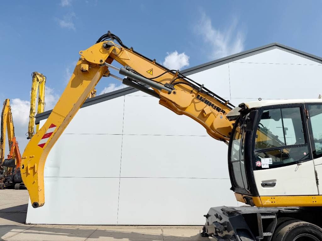 Liebherr LH22M Litronic - German Machine / Automatic Greasi
