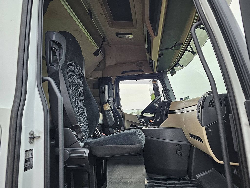 MERCEDES-BENZ ACTROS 1848 LS