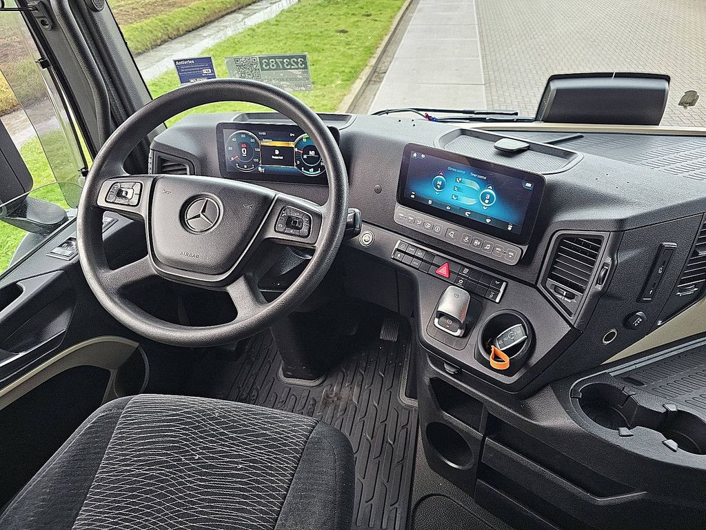 MERCEDES-BENZ ACTROS 1848 LS