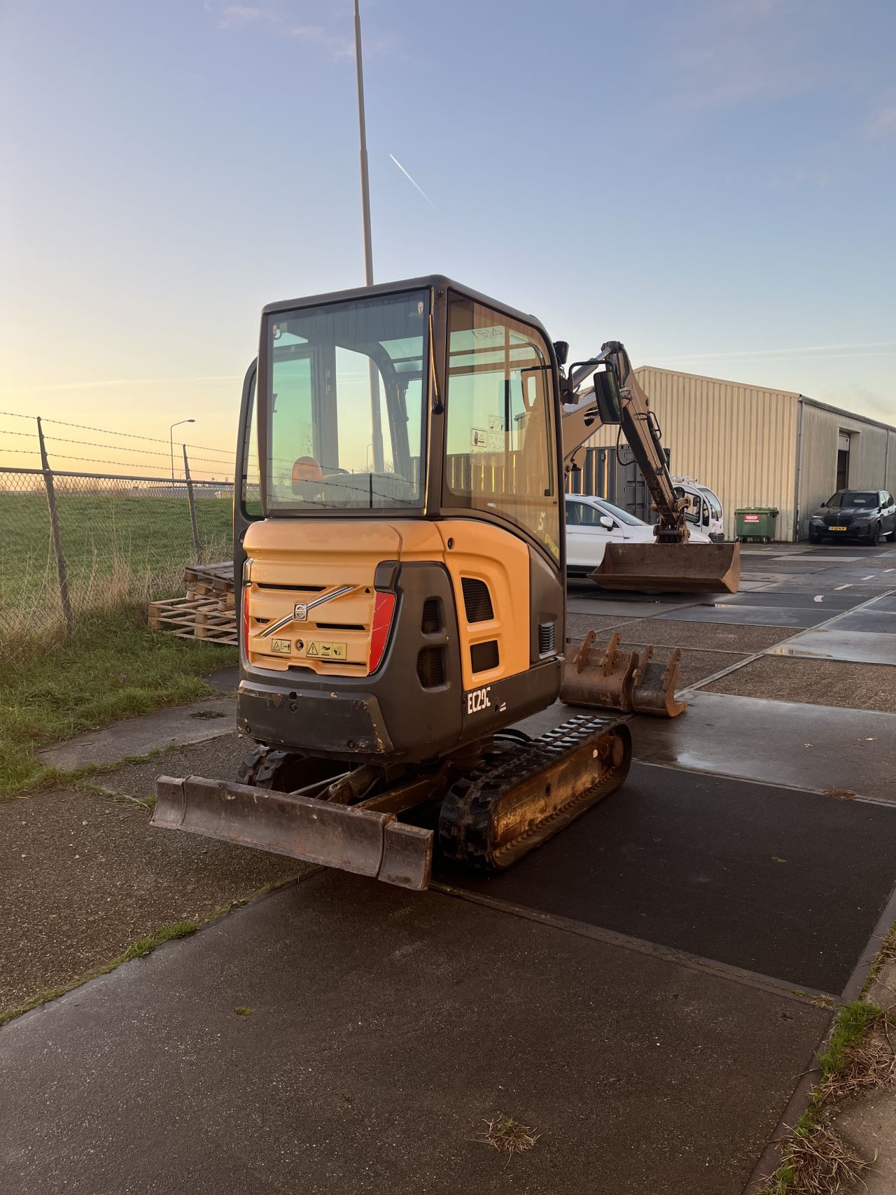 Volvo EC20C minigraver bouwjaar 2013