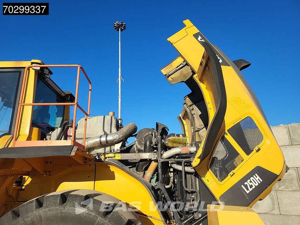Volvo L250 H