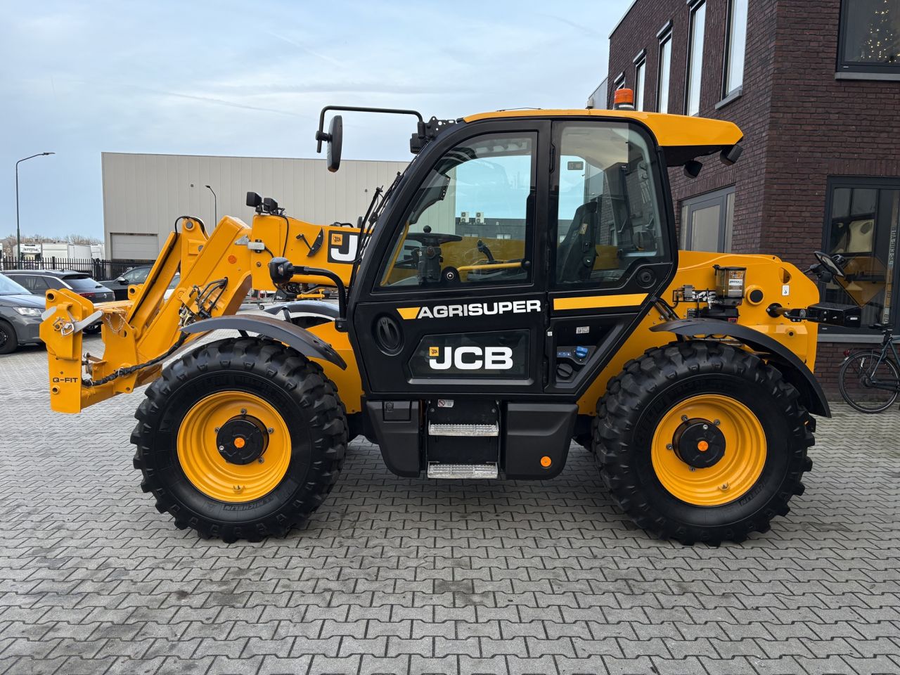 JCB 542-70 AGRI SUPER