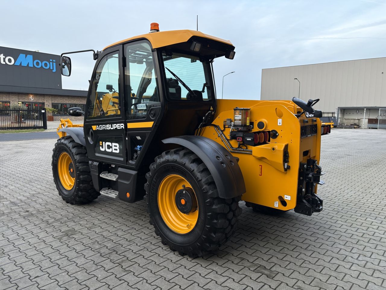 JCB 542-70 AGRI SUPER