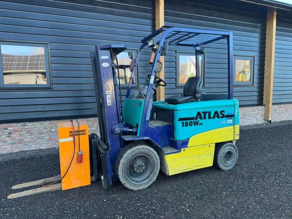 Komatsu FB30EX-8 Elektrische heftruck FB30EX-8