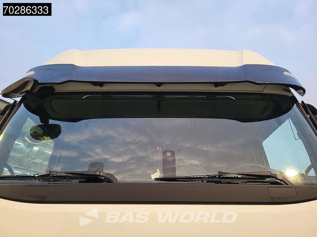 Iveco S-Way 490 6X2 NEW! Lift+steering Axle 2000kg Ladebordwand Retarder Navi Standklima