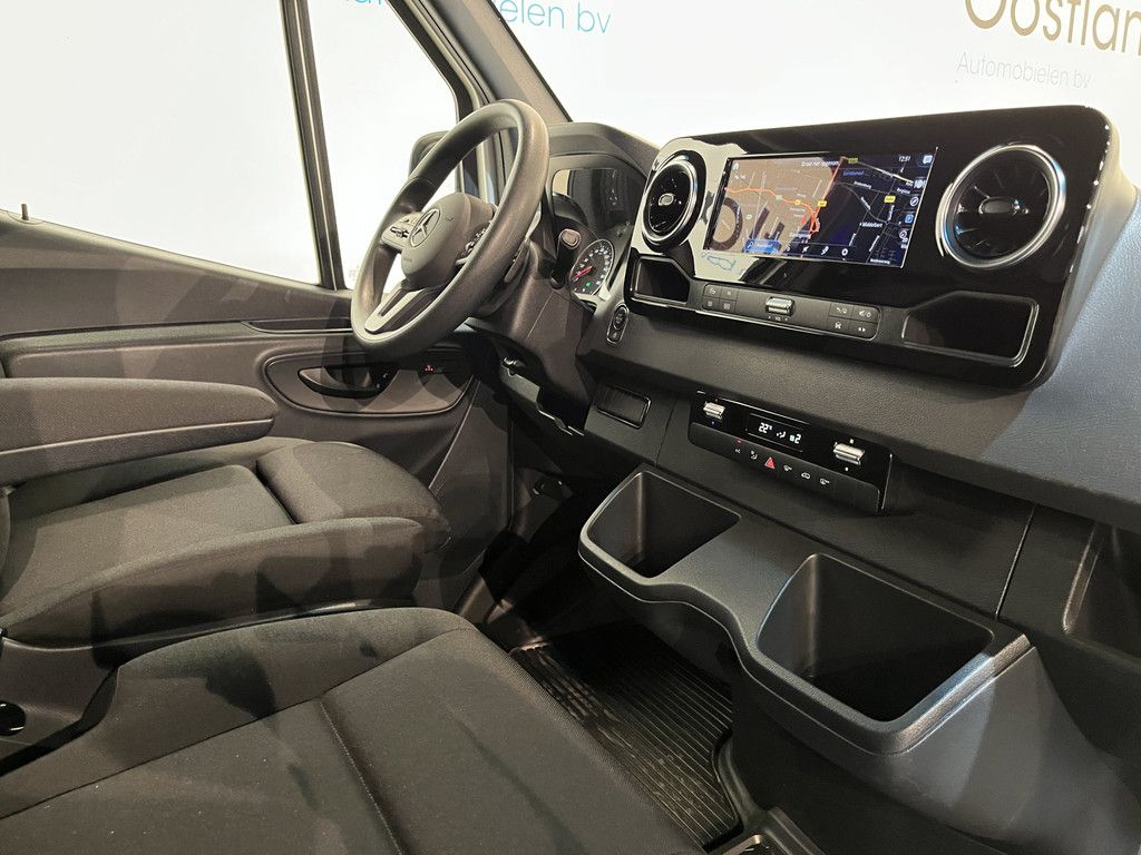 Mercedes-Benz Sprinter 317 CDI L2H2 RWD Automaat / Bär Laadklep / Airco / Cruise Control / Camera / CarPlay / Navigatie / 52.000 KM !!