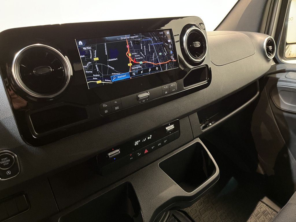 Mercedes-Benz Sprinter 317 CDI L2H2 RWD Automaat / Bär Laadklep / Airco / Cruise Control / Camera / CarPlay / Navigatie / 52.000 KM !!