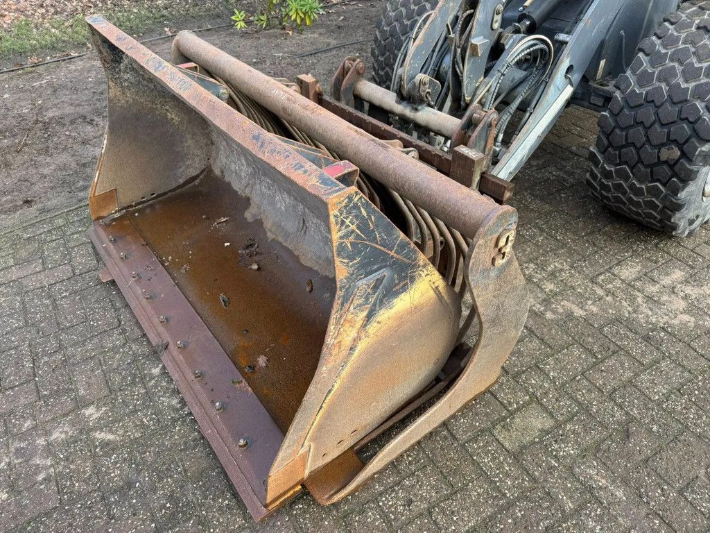 Terex TL65 Shovel loader