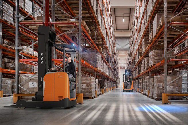 TOYOTA BT Reflex reachtruck