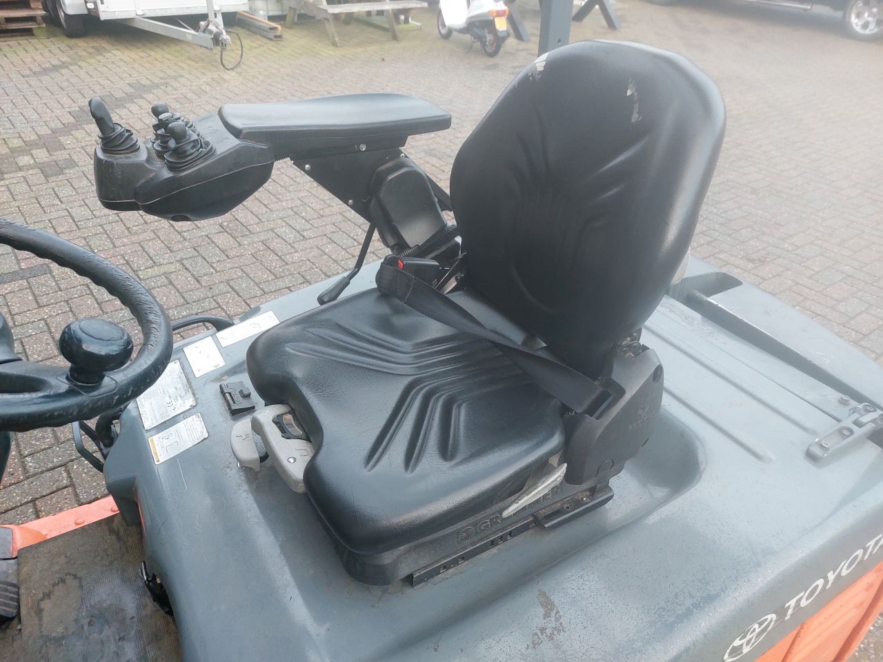 Toyota 7FBEF18 triplex sideshift 2008