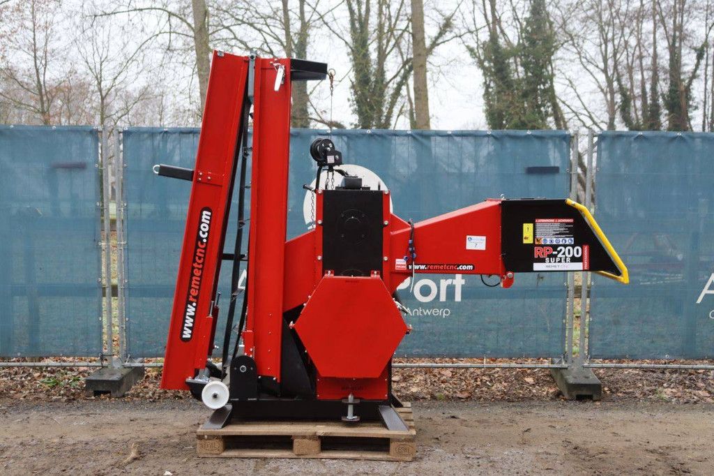 Remet CNC RP-200 SUPER chopper