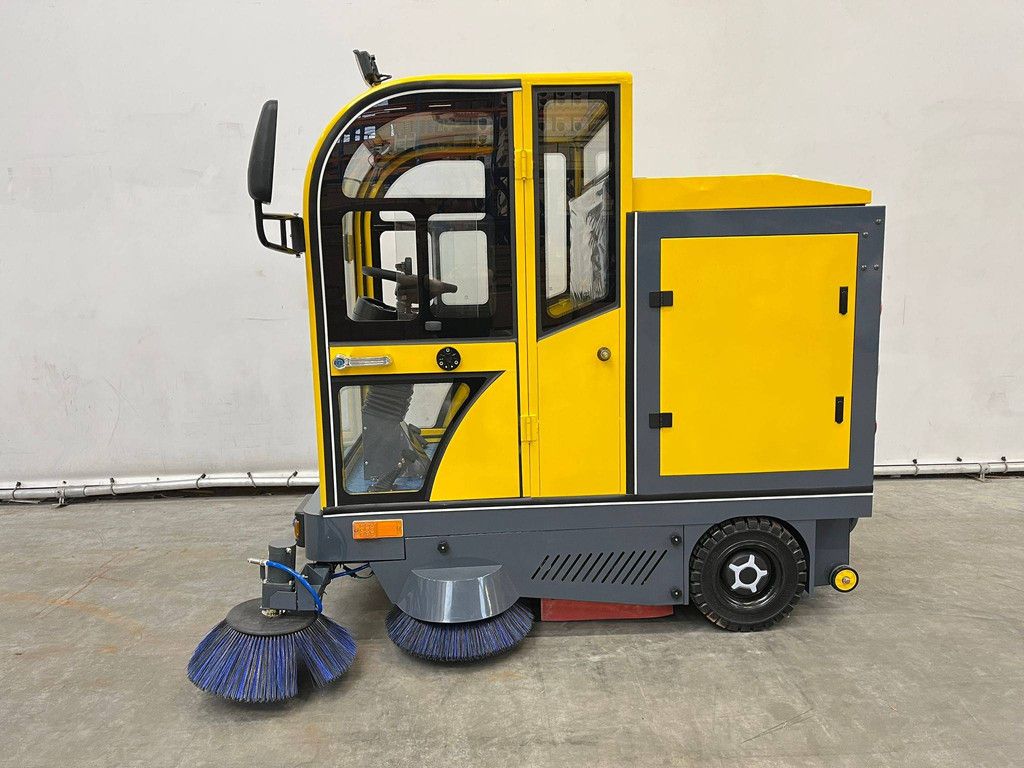 Sweeper RTE ST150 Electric 2025