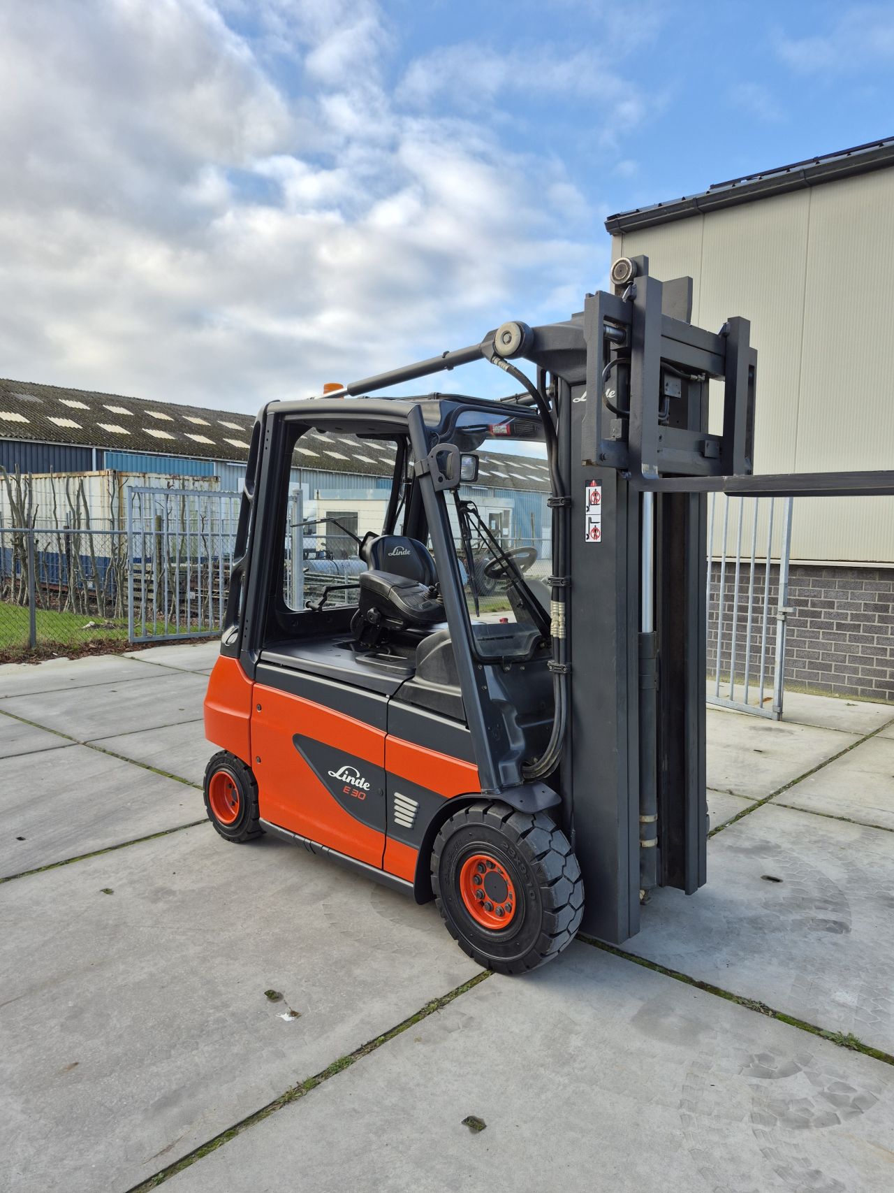 Linde E30-01 triplex sideshift 4.830 mm bj 2020 3392 uur