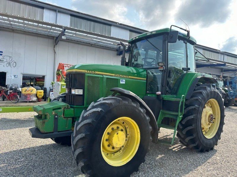John Deere 7700 Allrad mech. 3709 Std Einsatz Werksverkehr