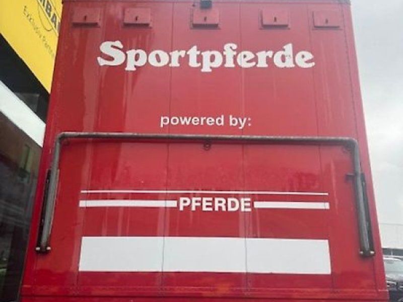 Mercedes Benz 814 Pferdeer LKW 7,5t. 3-4 Pferde Wohnabt