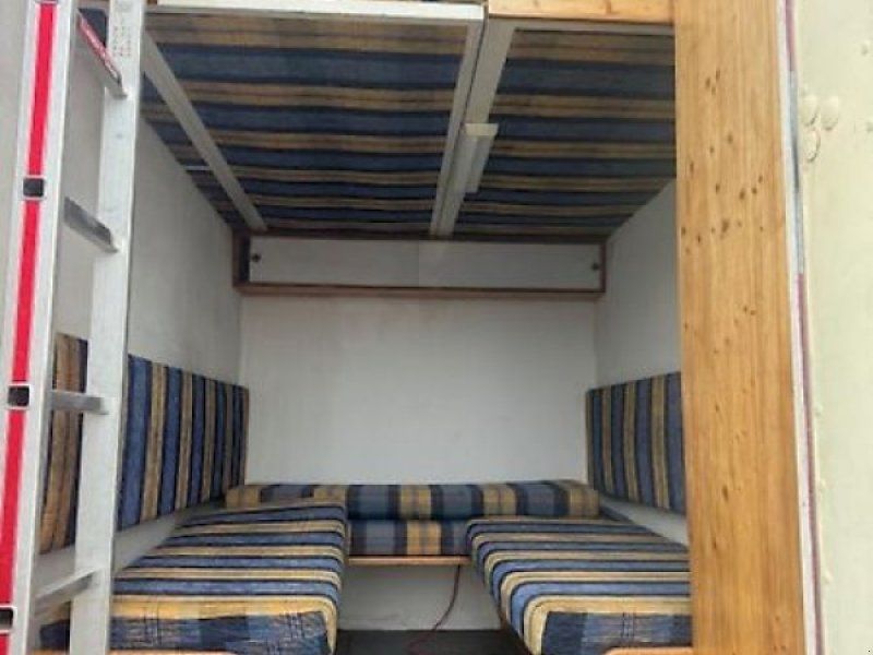 Mercedes Benz 814 Pferdeer LKW 7,5t. 3-4 Pferde Wohnabt