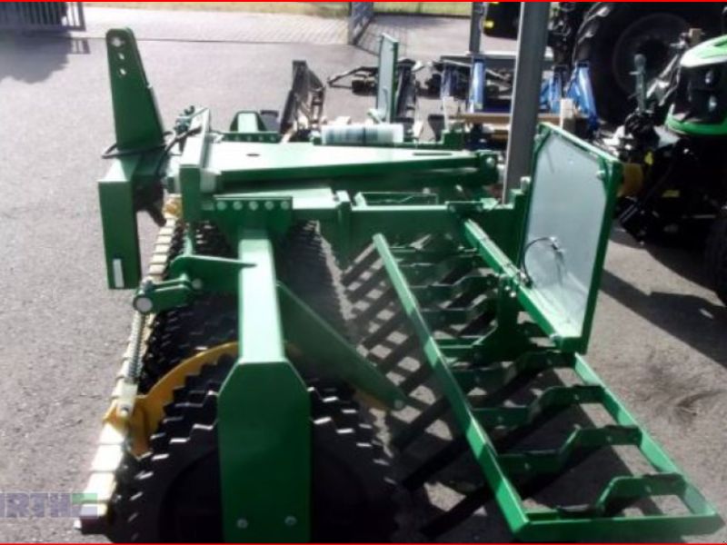 Kerner FP 300 Frontpacker,  ICW, Federzinkenegge, Aktionsmo