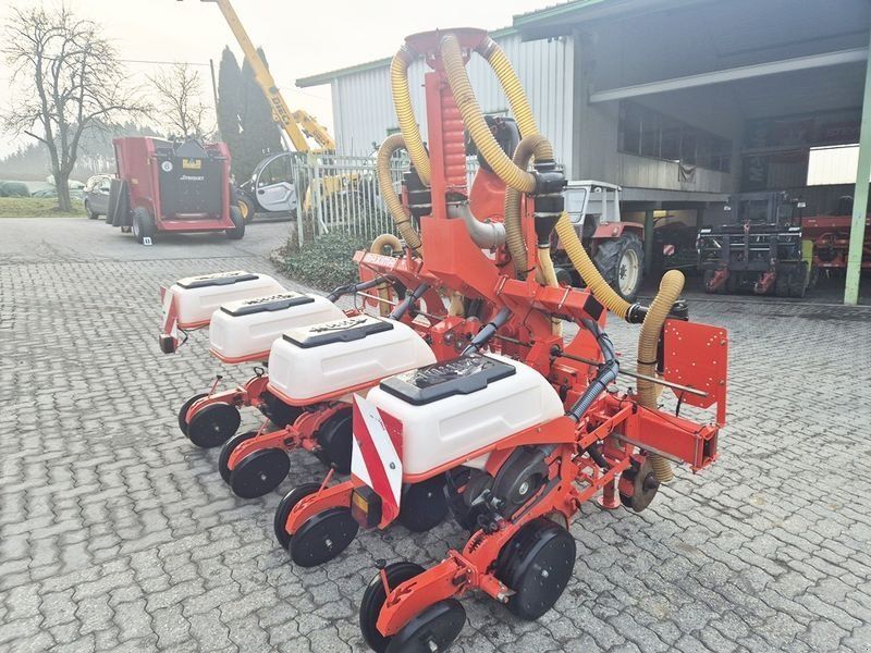 Kuhn Maxima 2 M 300 4-reihig