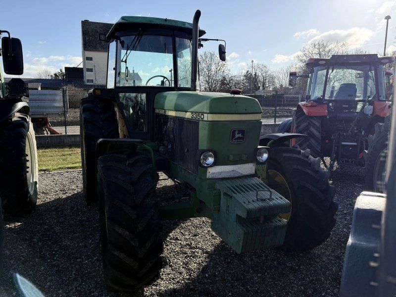 John Deere 3350