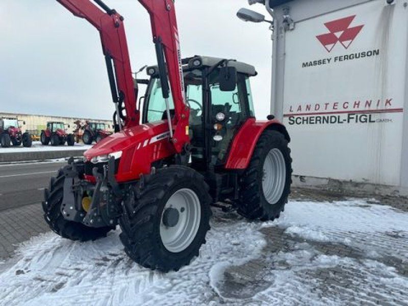 Massey Ferguson 5610 Dyna-4 ES-Panoramic
